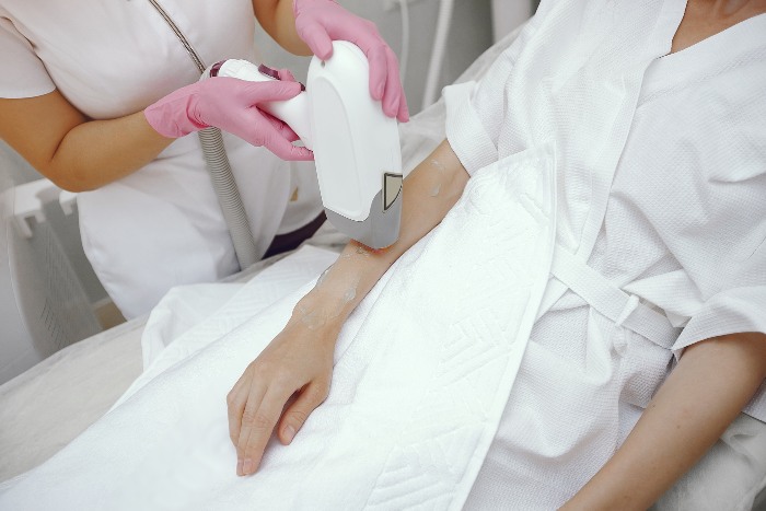 How to Choose the Right Laser Hair Removal Clinic